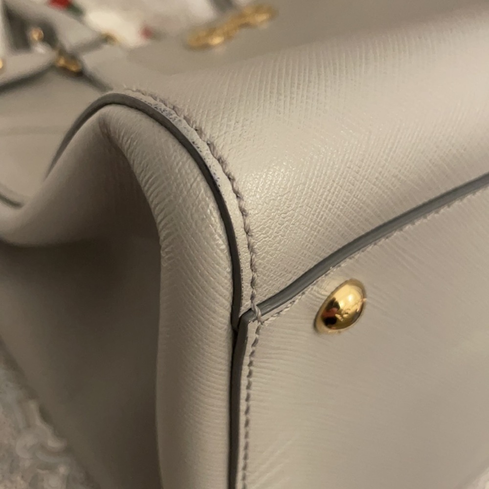 COPY - Authentic Salvatore Ferragamo gray shoulder bag. - Picture 5 of 13